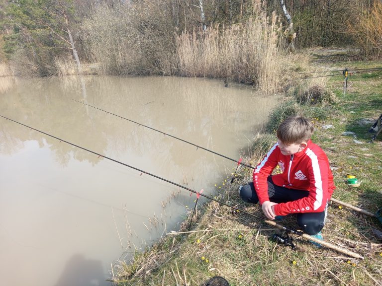 Anfischen am Heiligenbergsee in Häfnerhaslach am 21.03.2026